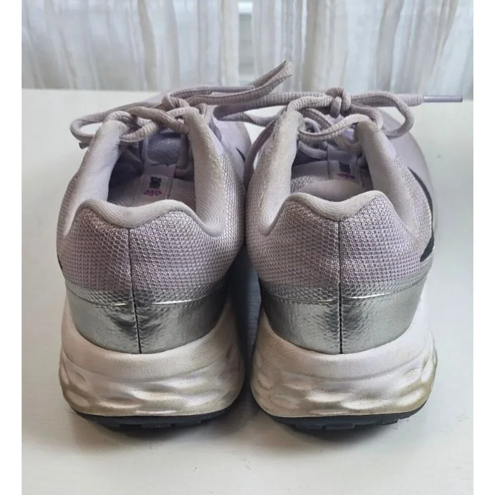 Nike Revolution Violet Frost Sneaker size 6 - Picture 9 of 10